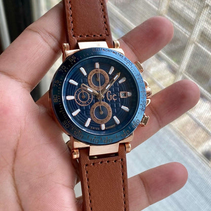 Guess Collection Y37002G7